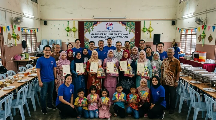 Pertemuan komuniti dan peserta bengkel.